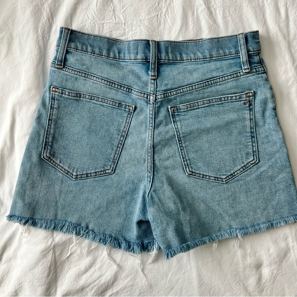 Madewell High Rise Denim Shorts - Size 28 - Watt Wash - Picture 4 of 5